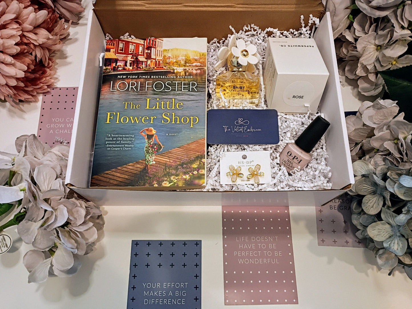 The Floral "Essential" Embrace Box