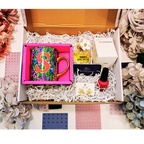 The Floral "Signature" Embrace Box